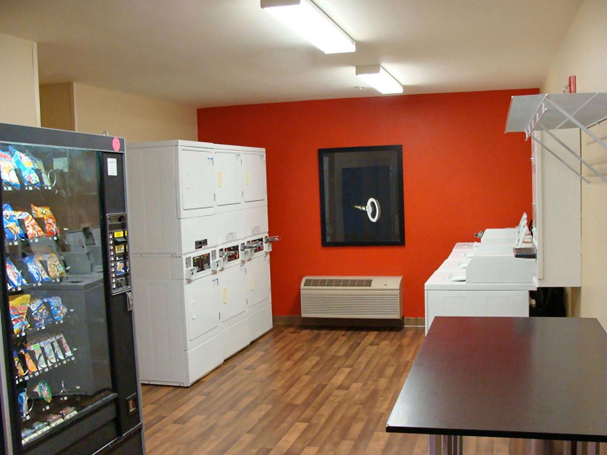 Extended Stay America Suites - Elizabeth - Newark Airport Εξωτερικό φωτογραφία