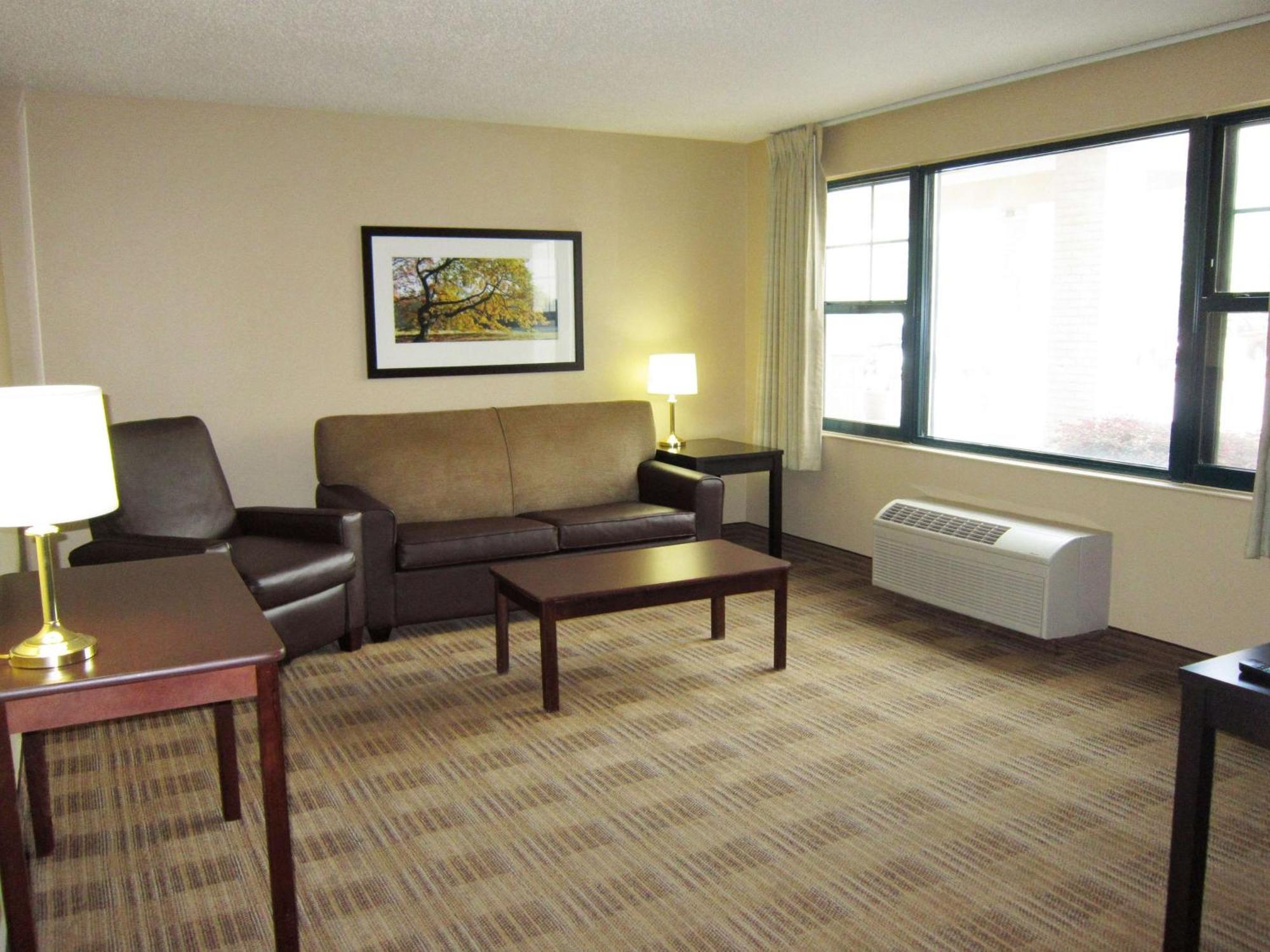 Extended Stay America Suites - Elizabeth - Newark Airport Εξωτερικό φωτογραφία