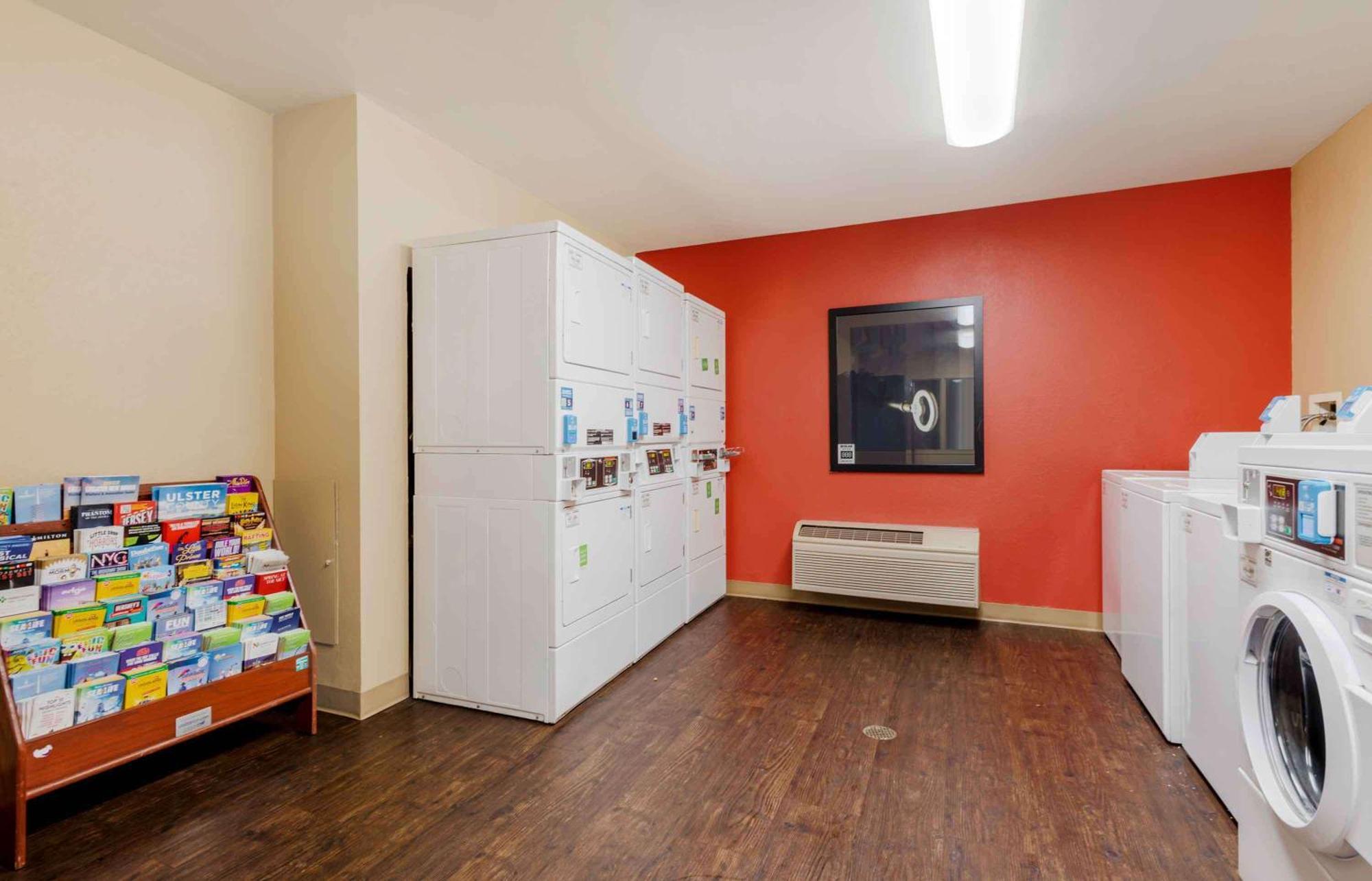 Extended Stay America Suites - Elizabeth - Newark Airport Εξωτερικό φωτογραφία