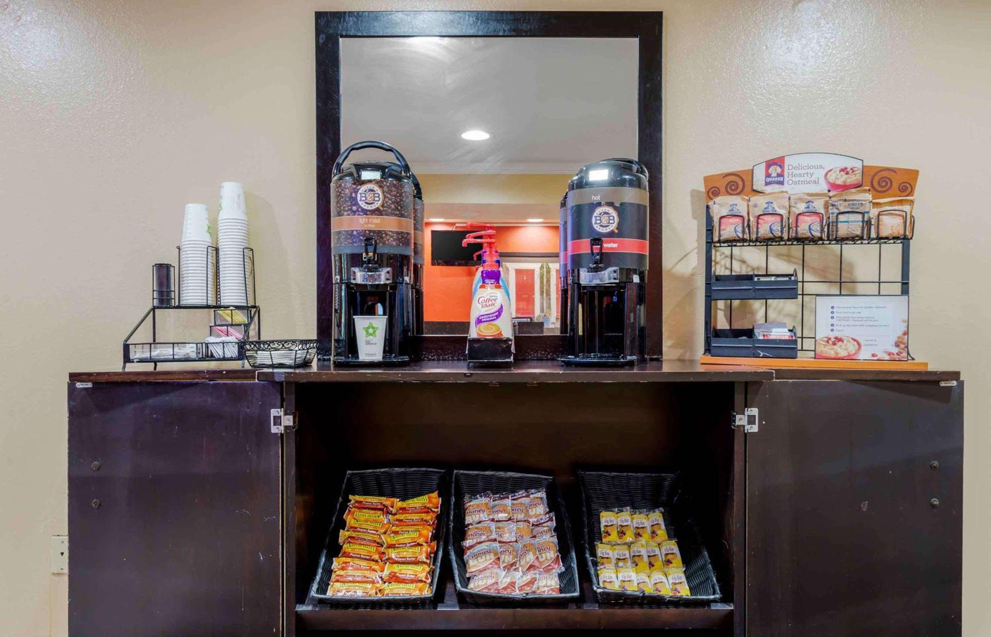 Extended Stay America Suites - Elizabeth - Newark Airport Εξωτερικό φωτογραφία